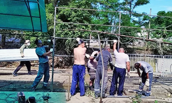 Своих не бросаем!
