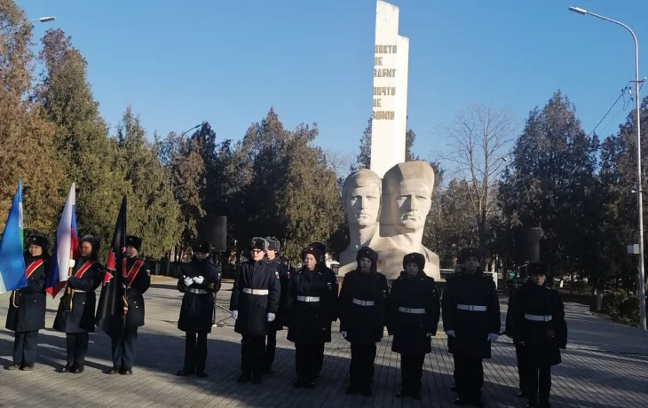 Память поколений хранит имена героев Память поколений хранит имена героев