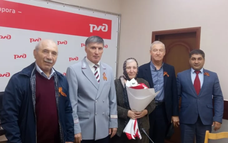 Здоровья вам, благополучия и долгих лет жизни! Здоровья вам, благополучия и долгих лет жизни!