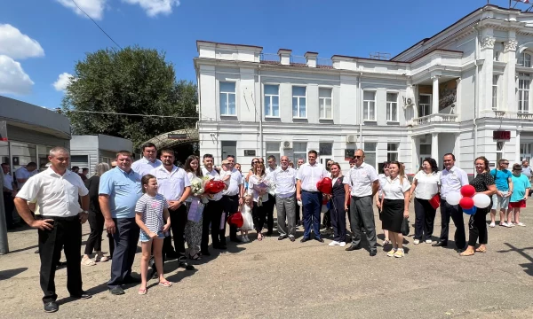 Проводи Папу в рейс.
