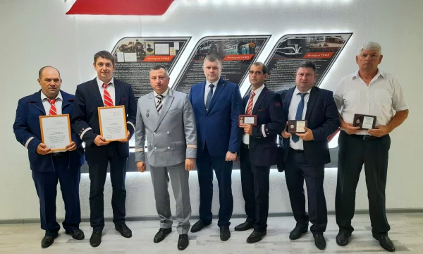 Награждение к профессиональному празднику.
