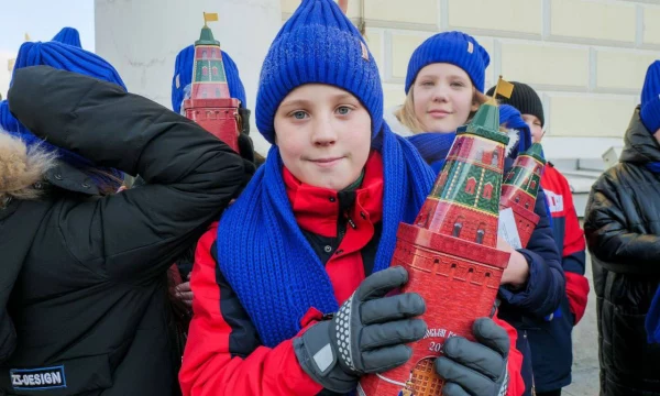 ​Время молодых. Детство